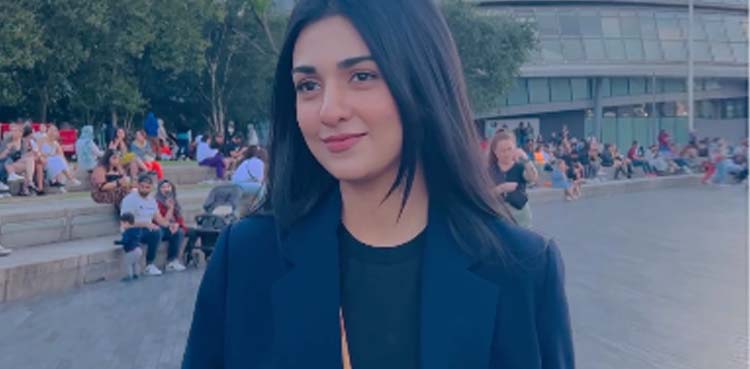 سارہ خان