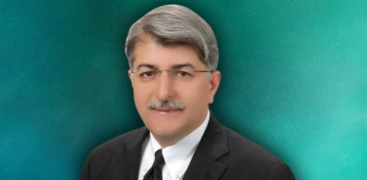صدر کے دستخط  کے بغیر قانون بن گیا تو اس پر کمپلین داخل کرنی چاہیے: عابد زبیری