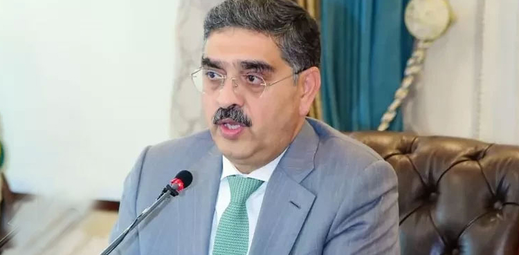 نگراں وزیراعظم کا ڈی جی آئی ایس آئی کی مدت میں توسیع کی تردید سے گریز