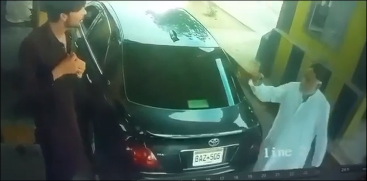 بااثر شخص کی ٹول پلازہ ملازم کو گولیاں مارنے کی فوٹیج سامنے آ گئی