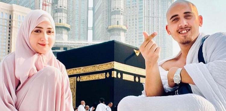 مومنہ اقبال