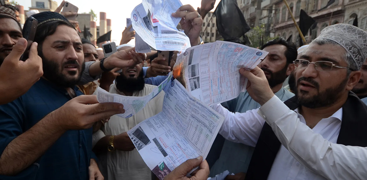 نگراں وفاقی وزیراطلاعات کو عوام کے احتجاج پر اعتراض