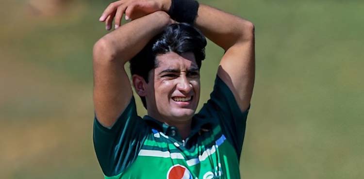 نسیم شاہ