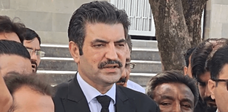 سول نافرمانی تب شروع ہوگی جب کوئی دوسرا راستہ نہیں ہوگا: شیر افضل مروت