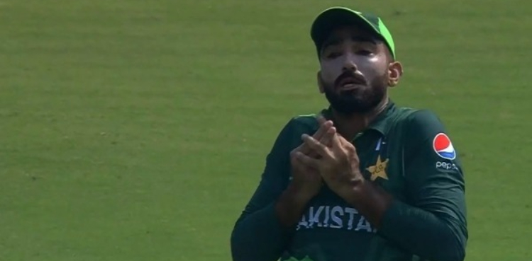 ’کیچ ڈراپ ہونے کے بعد اسامہ کو حوصلہ دینا چاہیے تھا‘