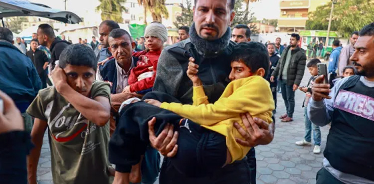 غزہ: اسرائیلی فوج کی انڈونیشین اسپتال پر فائرنگ، 8 افراد شہید