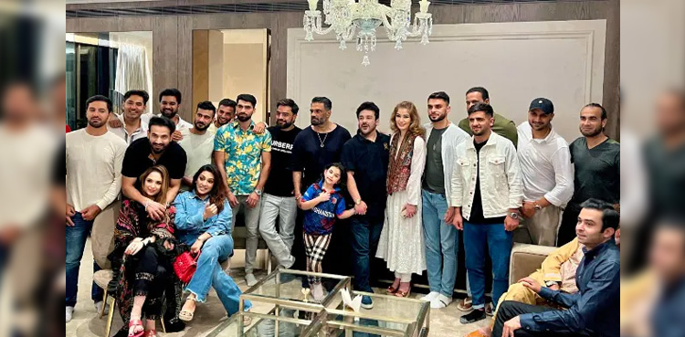 عرفان پٹھان کا اپنی رہائش گاہ پر افغانستان کرکٹ ٹیم کے لیے عشائیہ