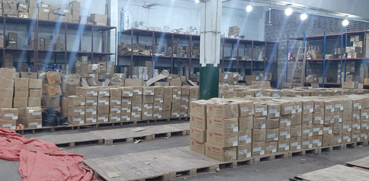 کراچی میں اسمگلڈ آٹو پارٹس کی کھیپ پکڑی گئی