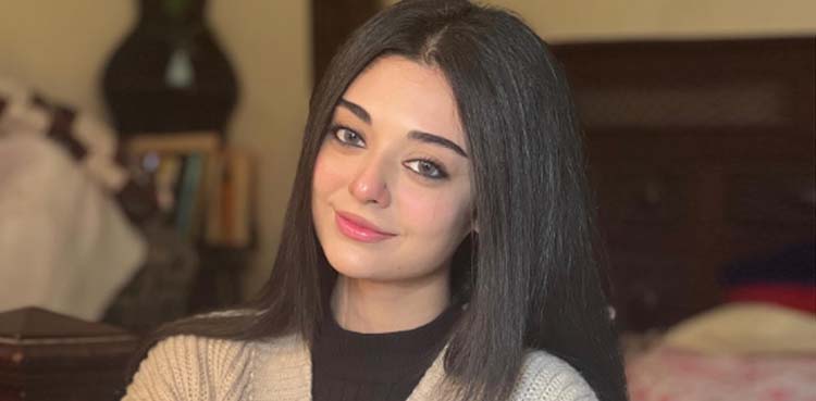 نور ظفر خان