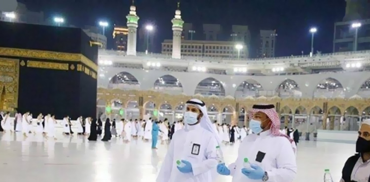 خانہ کعبہ میں زمزم کا پانی آسانی سے کیسے حاصل کریں؟