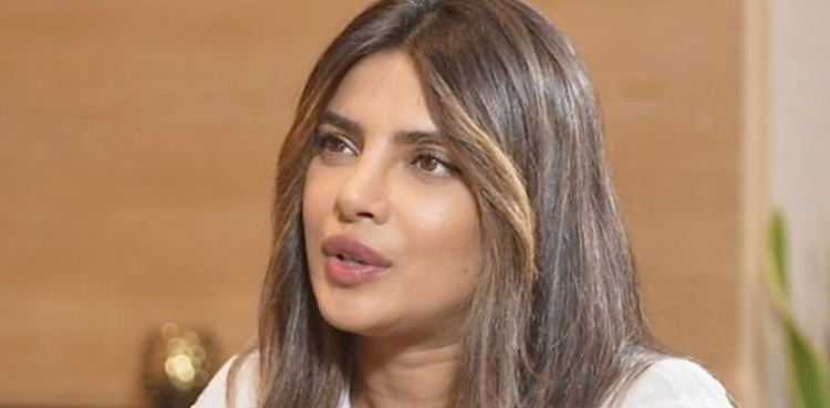پریانکا چوپڑا کی ڈیپ فیک ویڈیو منظر عام پر آگئی