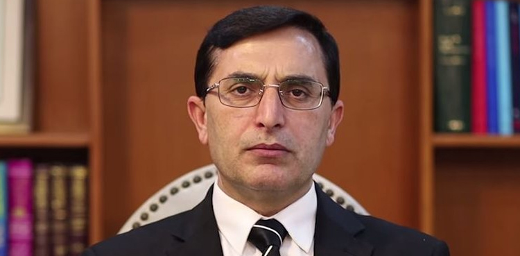 پی ٹی آئی ٹکٹوں بیرسٹرگوہر