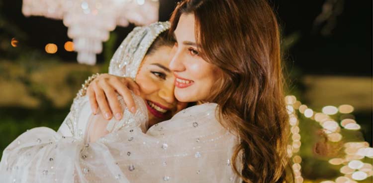 کرن اشفاق کی دوسری شادی، نازش جہانگیر نے تصاویر شیئر کردیں