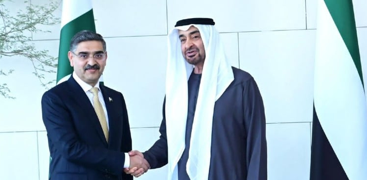 نگراں وزیراعظم  کی یواے ای حکومت اورعوام کو 50 ویں قومی دن پر مبارکباد پیش