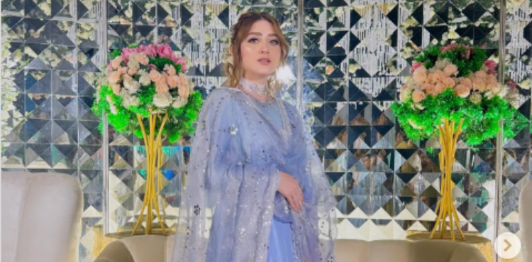 اداکارہ مومنہ اقبال سوشل میڈیا پر چھا گئیں