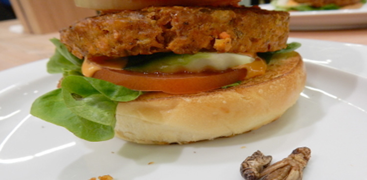 سعودی عرب کے اس برگر میں کیا خاص بات ہے؟