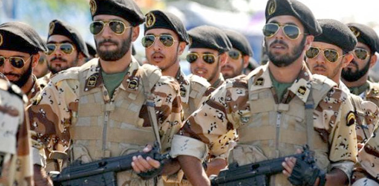 ایران فوج کے اہلکار نے 5 ساتھیوں کو موت کی نیند سلادیا