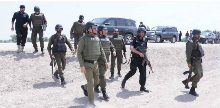 خیرو تیغانی گینگ کا سربراہ بدنام ڈاکو خیرو تیغانی گرفتار