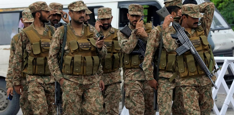 الیکشن 2024 پاکستان: انتخابات میں فوج تعیناتی کی سمری وفاقی کابینہ کو ارسال
