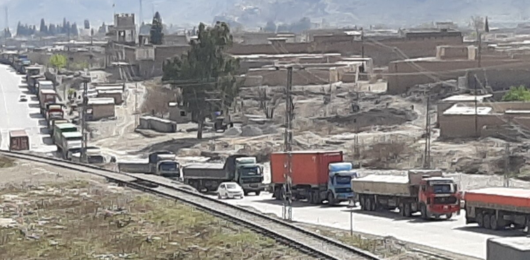 پاک افغان دو طرفہ تجارت میں بڑی کمی ریکارڈ