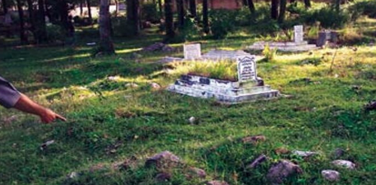 کشمیر کے ایک گاؤں میں اجتماعی قبروں سے 2943 لاشیں برآمد