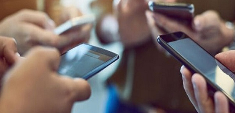 موبائل سمز بلاک ہونے کی خبروں سے پریشان صارفین کے لئے بڑی خوشخبری