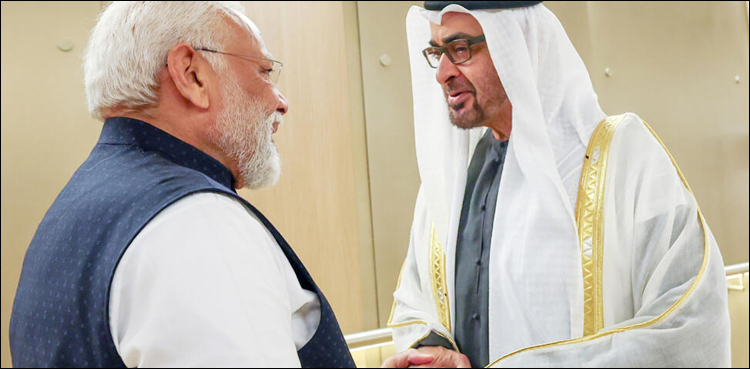 نریندر مودی متحدہ عرب امارات پہنچ گئے