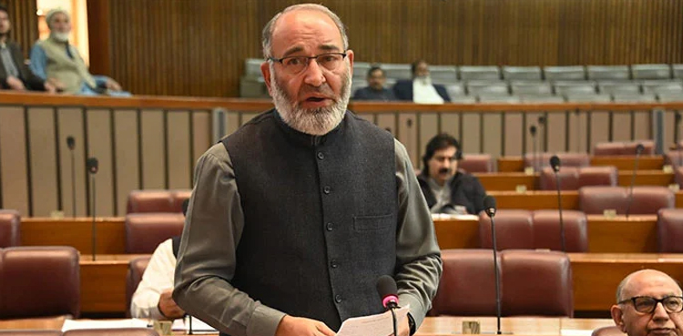 انتخابات میں مبینہ دھاندلی:  سینیٹر مشتاق احمد کا چیف الیکشن کمشنر کیخلاف غداری کا مقدمہ چلانے کا مطالبہ