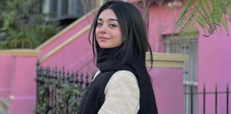 نور ظفر خان