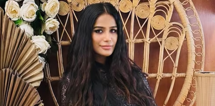’مجھے بہت گالیاں پڑنے والی ہیں‘، پونم پانڈے کا اہم بیان سامنے آگیا