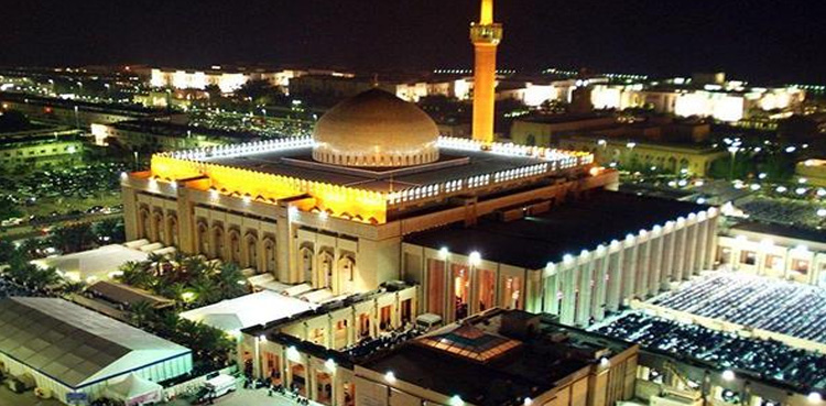کویت: مسجد الکبیر میں 27 ویں شب ایک لاکھ سے زائد نمازیوں کی شرکت متوقع