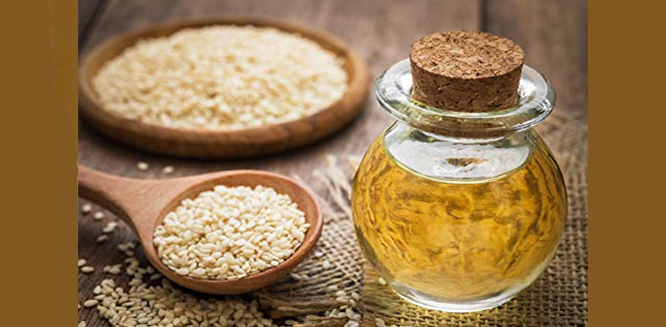 سفید تِل اور اس کا تیل : فوائد جان کر حیران رہ جائیں گے
