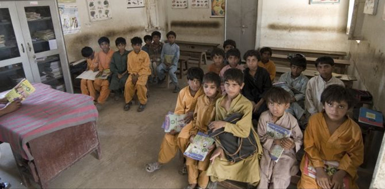 محکمہ تعلیم سندھ میں سیکڑوں گھوسٹ اور مفرور ملازمین کا انکشاف