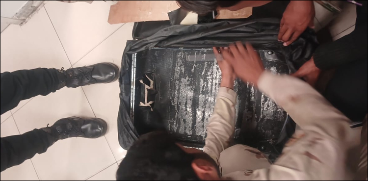 استنبول جانے والی پرواز پر مسافر سے 420 گرام ہیروئن برآمد