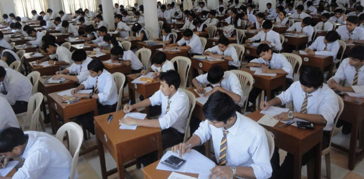 میٹرک کے طلبا کیلیے بڑی خبر، مضامین تبدیل