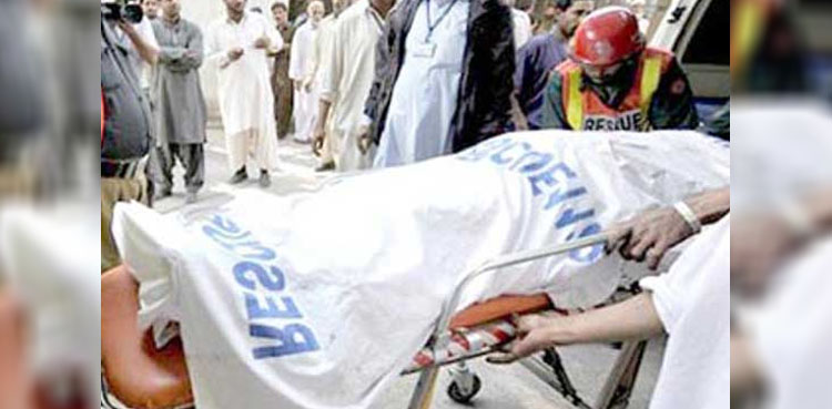 زہریلا اسپرے پینے سے خاتون کی موت، والد کا شوہر اور سسر پر الزام