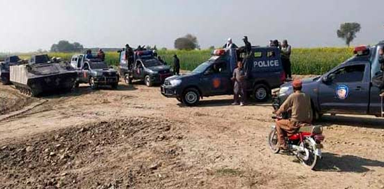 پولیس اہلکاروں اور کچے کے ڈاکوؤں میں روابط کا انکشاف