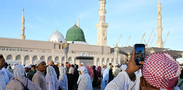 ایک ہفتے میں 60 لاکھ زائرین کی مسجد نبویؐ آمد