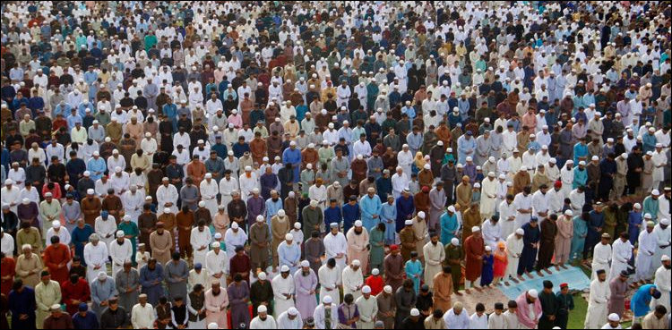 ملک بھر میں آج عید الفطر مذہبی عقیدت و احترام سے منائی جا رہی ہے