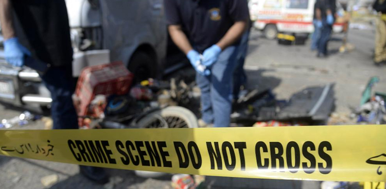 کراچی: لانڈھی مانسہرہ کالونی میں دہشت گردوں کے حملے کے بعد تباہی، ویڈیو سامنے آگئی