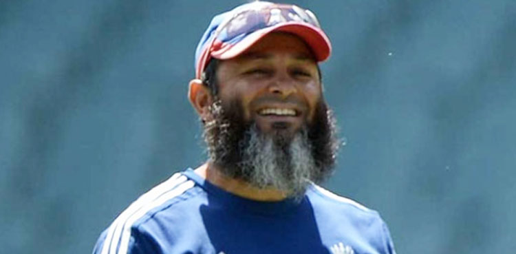 مشتاق احمد
