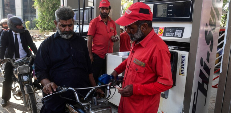 ملک میں پٹرول کی قلت کا خدشہ