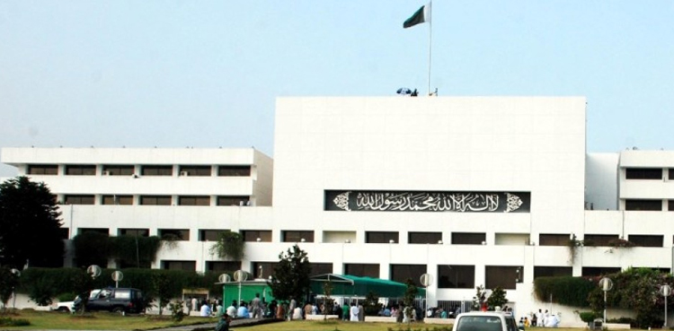 سینیٹ کا اجلاس:  نو منتخب ارکان  آج حلف اٹھائیں گے