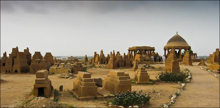 اطالوی سفیر چوکنڈی قبرستان پہنچ گئیں