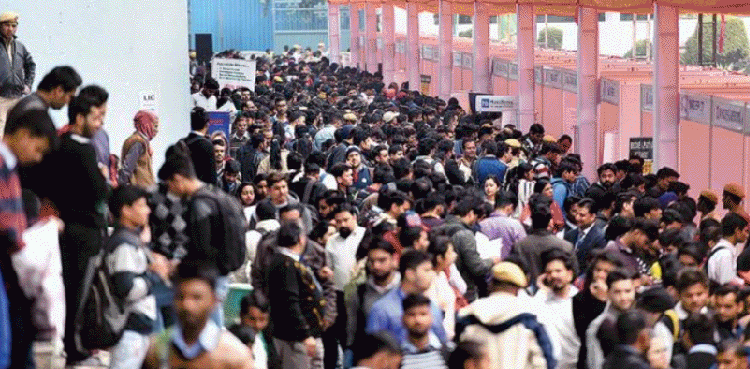بھارتی عوام بے روزگاری کے باعث شدید مالی عدم استحکام کا شکار