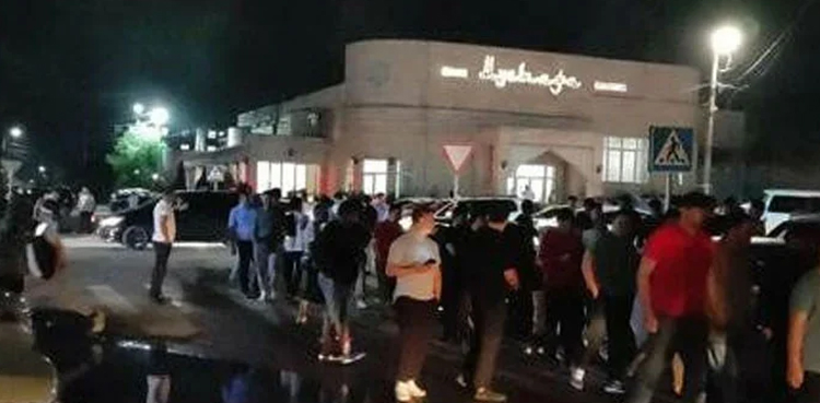 کرغز بلوائیوں کا پاکستانی طلبا  کو ملک چھوڑنے کا الٹی میٹم