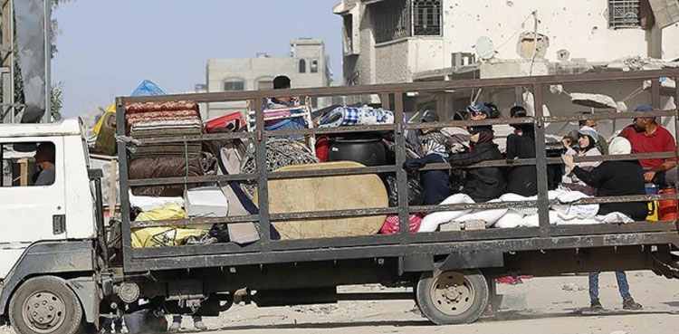 اسرائیلی حملوں میں اضافہ، رفح سے ایک لاکھ فلسطینیوں کی نقل مکانی
