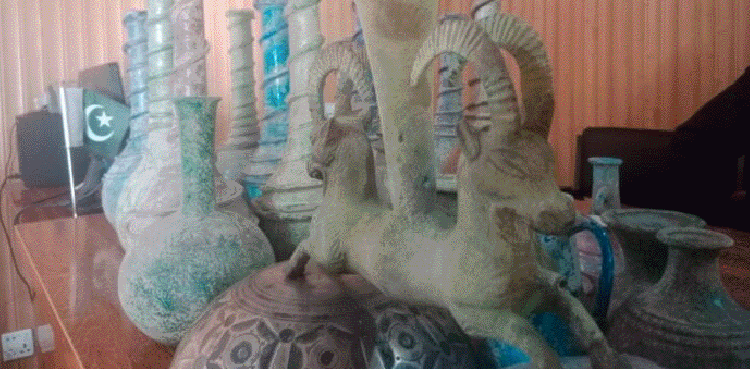 قیمتی نوادرات
