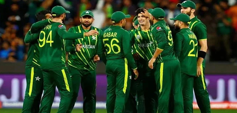 ’’صاف نظر آرہا ہے ٹیم میں دوستی یاری چل رہی ہے‘‘