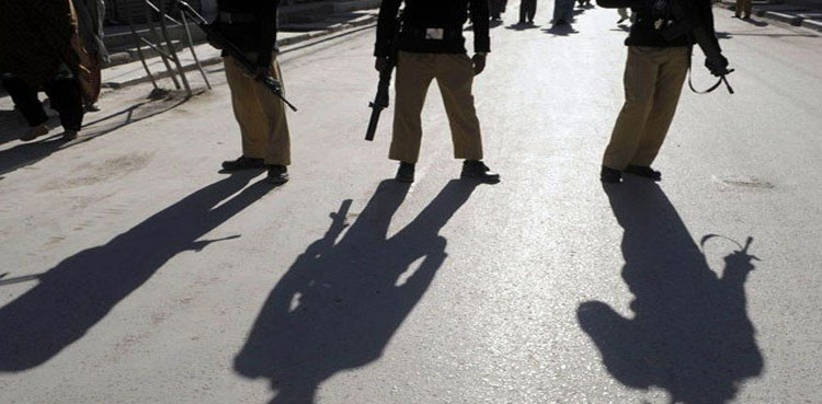 سی ٹی ڈی افسر نے شہری کو اغوا کر کے اس کی بیوی سے لاکھوں بٹور لیے